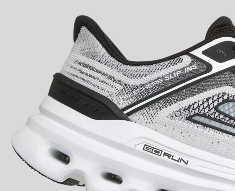 کفش اورجینال Skechers Slip-ins: GO RUN Glide-Step Arch Fit 2026 پیادهروی و روزمره